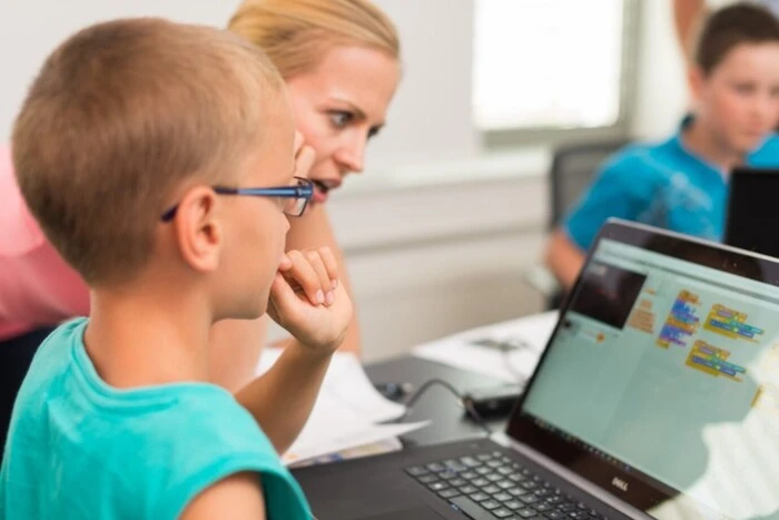 Litauen bereitet Regeln für die Nutzung von künstlicher Intelligenz in Schulen vor