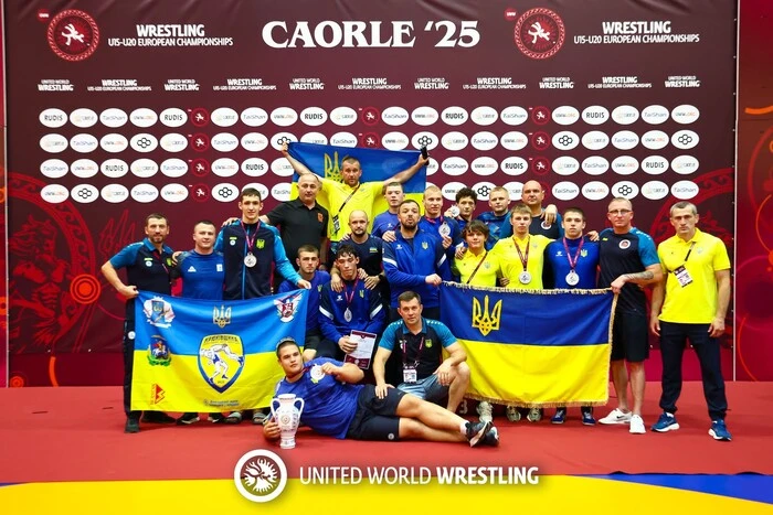 Україна здобула сім нагород на чемпіонаті Європи з греко-римської боротьби U20