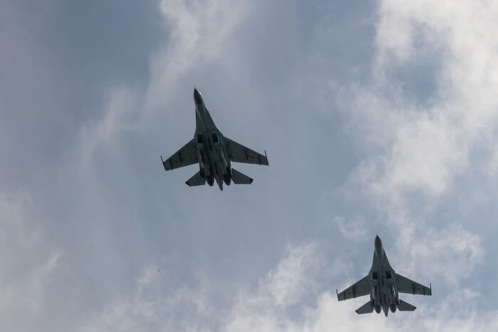 Das F-16-Flugzeug wurde von einer russischen Rakete abgeschossen - BBC