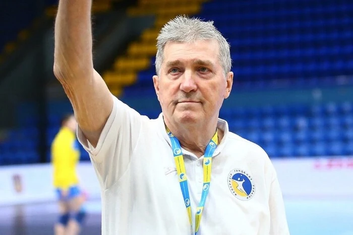 Die Frauen-Handballnationalmannschaft der Ukraine hat keinen Cheftrainer mehr