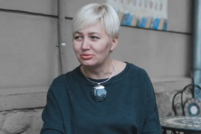 Lied aus Russland in den Trends unter Ukrainern. Eine bekannte Linguistin erklärte, wer schuld ist