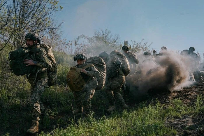 Karte der Kampfhandlungen in der Ukraine am 30. April 2025
