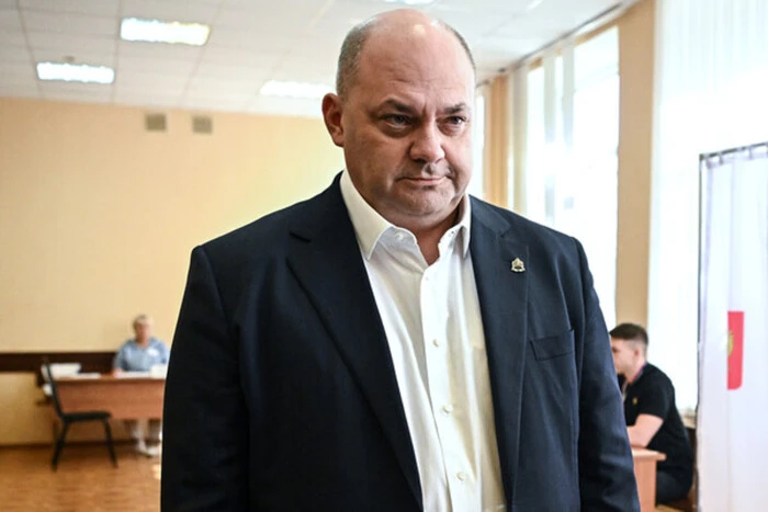 Der Kreml beginnt, für das Versagen der Verteidigung von Kursk zu bestrafen: Ex-Gouverneur festgenommen
