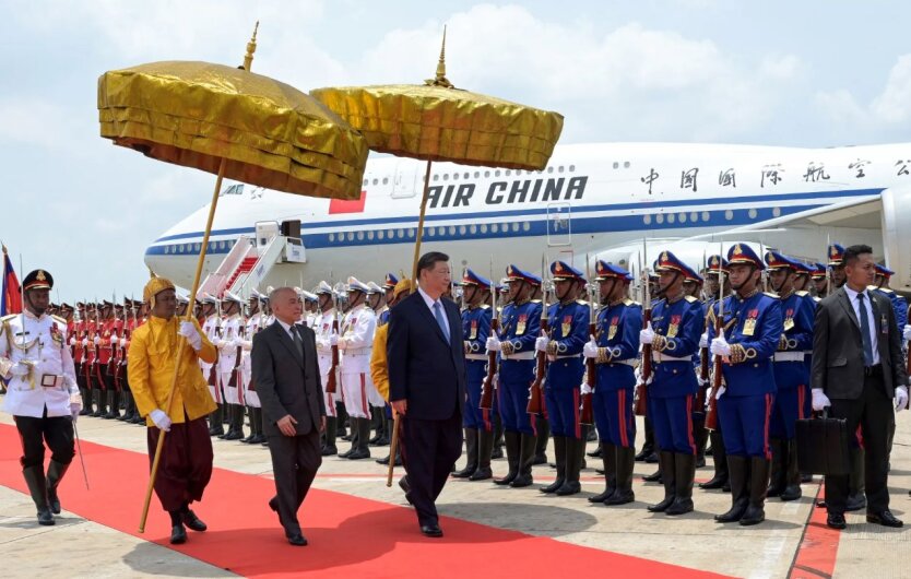 Xi Jinping fördert die Idee der 'asiatischen Familie', um dem Druck der USA entgegenzuwirken