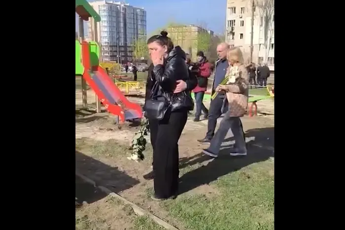 Selenskyj nannte die Namen der Kinder, die bei dem Angriff auf Krywyi Rih getötet wurden
