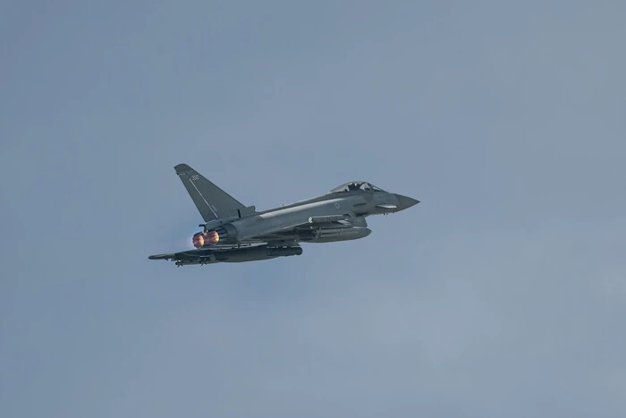 Britische Jagdflugzeuge haben dreimal in einer Woche russische Flugzeuge über der Ostsee abgefangen