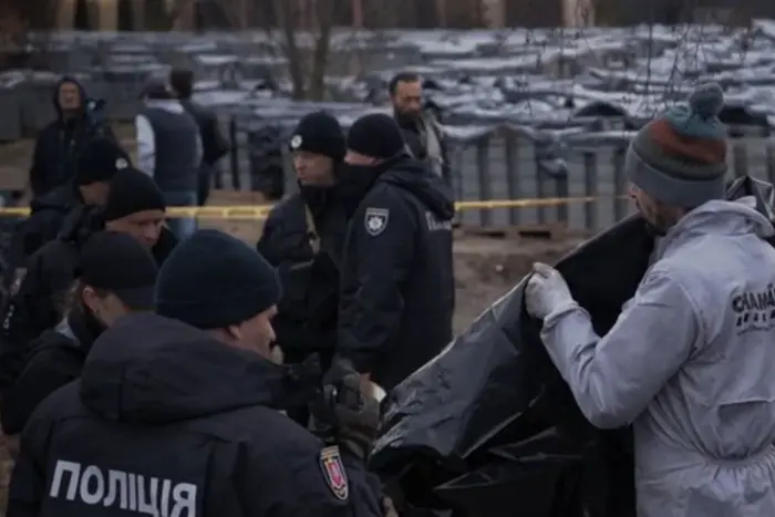 Zum Jahrestag der Befreiung von Bucha berichtete die Nationalpolizei, wie viele russische Verbrechen bereits aufgeklärt wurden