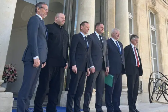 Verhandlungen in Paris, neue Hilfe aus Deutschland. Die wichtigsten Nachrichten vom 17. April