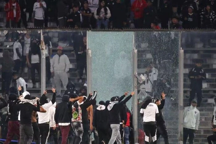 In Chile starben zwei Fans vor dem Stadion vor dem Spiel der Copa Libertadores