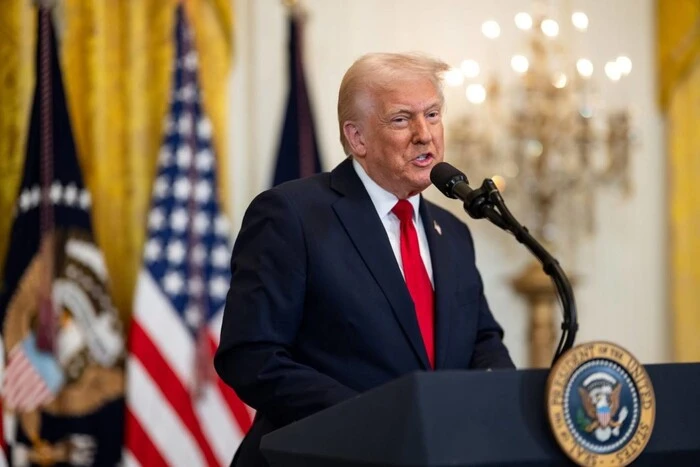 Schlag auf ein Gebäude in Kamjanske und Trump-Aussage zum Frieden: die wichtigsten Nachrichten der Nacht