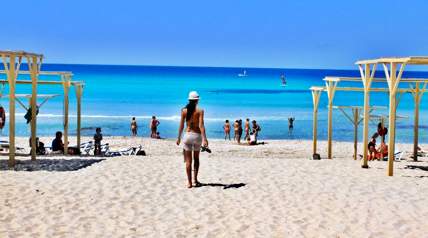 Spanische Ferienorte überraschen erneut mit Verboten für Touristen