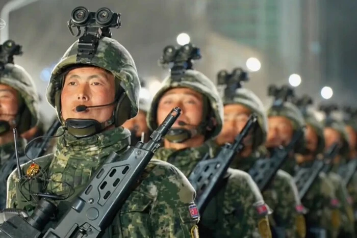 Weihnachtliche Drohnen griffen nordkoreanische Soldaten in Kursk an (Video)