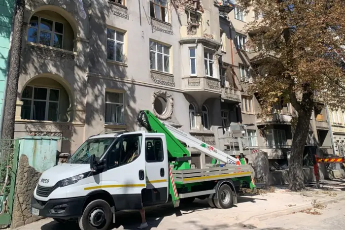 Dziewczynki by przetrwały, gdyby zostały w sypialni: dziadek Bazylewiczów poinformował o stanie syna