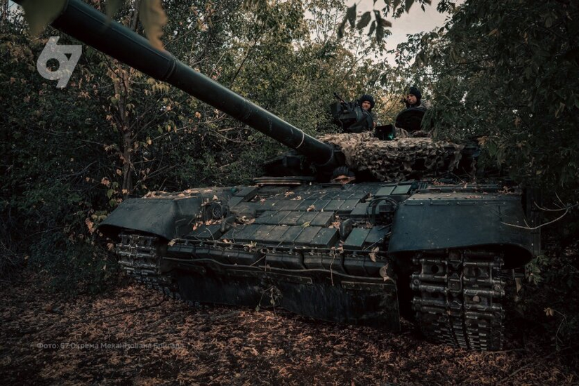 Военный изучает возможности врага для наступления на Запорожье