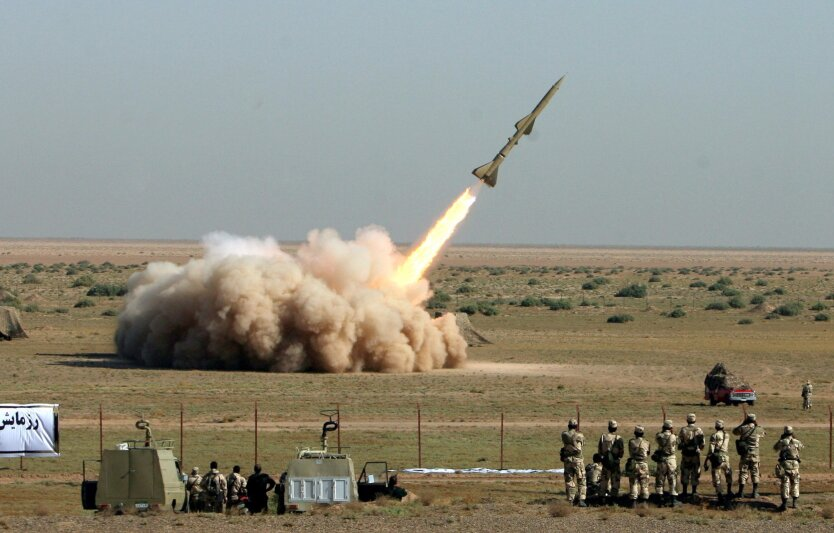 Iran hands over ballistic missiles to Russia. Su-35 in exchange?