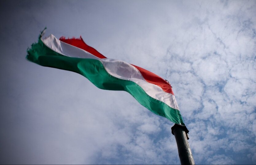Soziale Umfrage starten: Orbán zeigt, womit Ungarn über die Ukraine erschreckt werden.