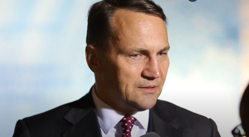 Сікорський назвав країну, здатну змусити Путіна припинити війну