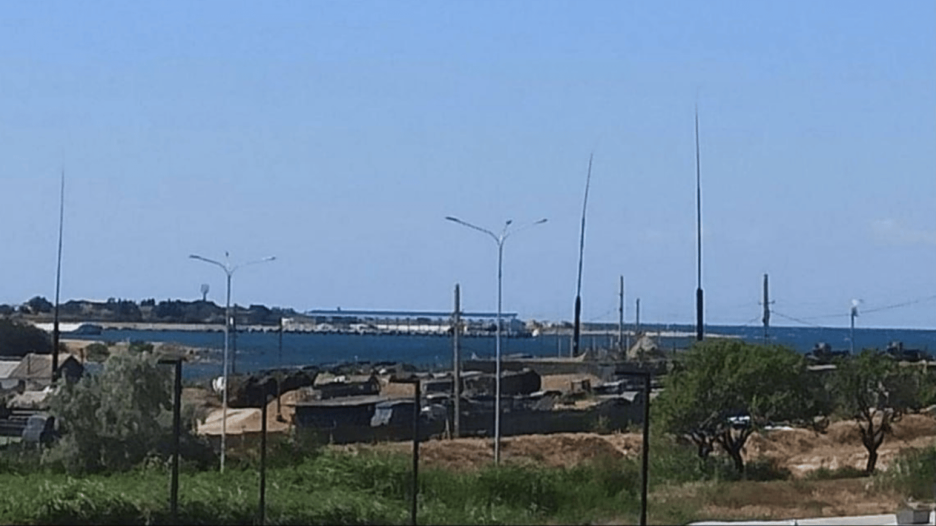 У Криму на базі росіяни розгорнули шпиталь — багато поранених