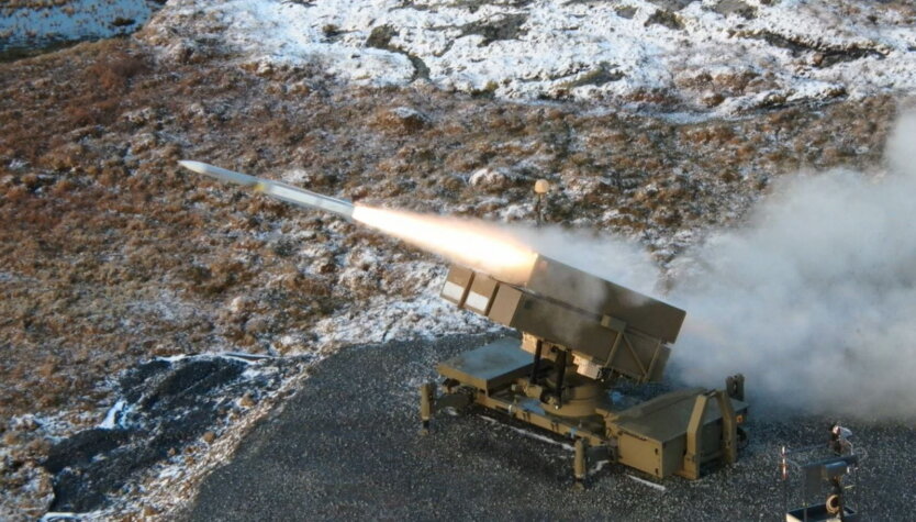Mocna osłona powietrzna: Ukraina integruje systemy obrony powietrznej z norweskim NASAMS