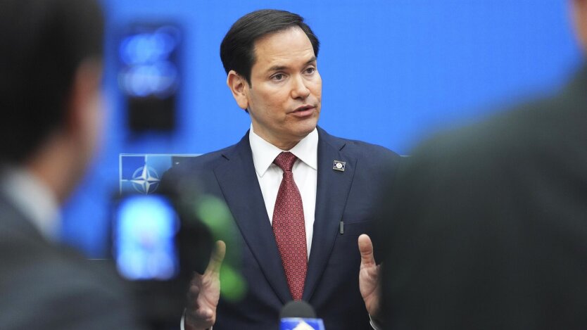Rubio, Pence und Waltz äußerten sich zu den Aussichten für den Kriegsabschluss nach Unterzeichnung des wirtschaftlichen Abkommens